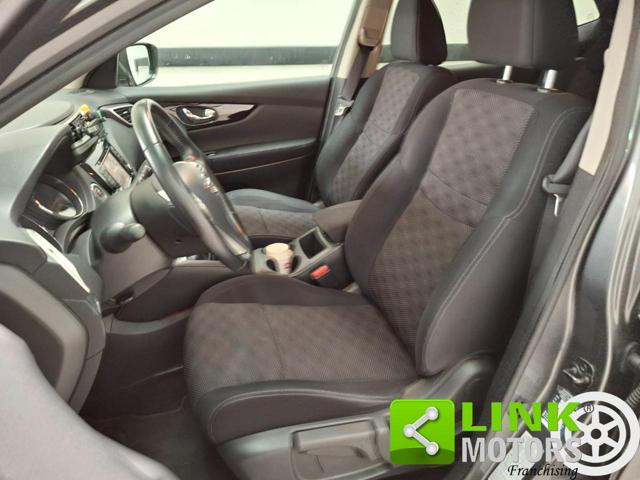 NISSAN Qashqai usata, con Boardcomputer