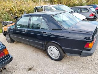 MERCEDES-BENZ 190 usata 4