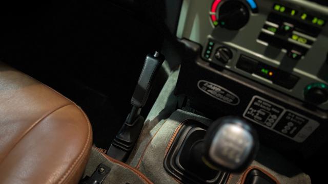 LAND ROVER Defender usata, con Luci diurne