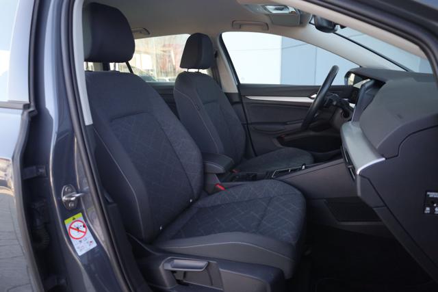 VOLKSWAGEN Golf Variant usata, con Controllo automatico clima