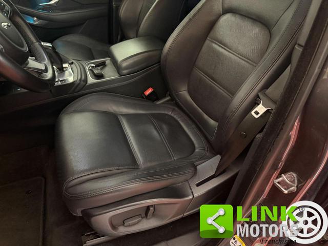 JAGUAR E-Pace usata, con Touch screen