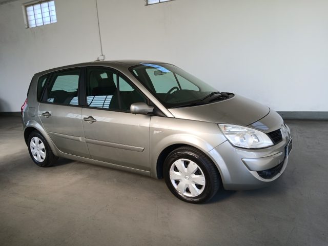 RENAULT Scenic usata, con Airbag