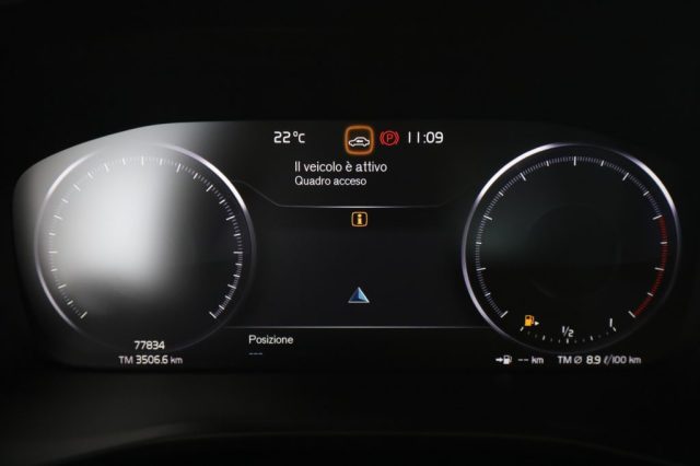 VOLVO XC40 usata 6