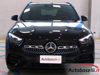 MERCEDES-BENZ GLA 180 usata, con Filtro antiparticolato