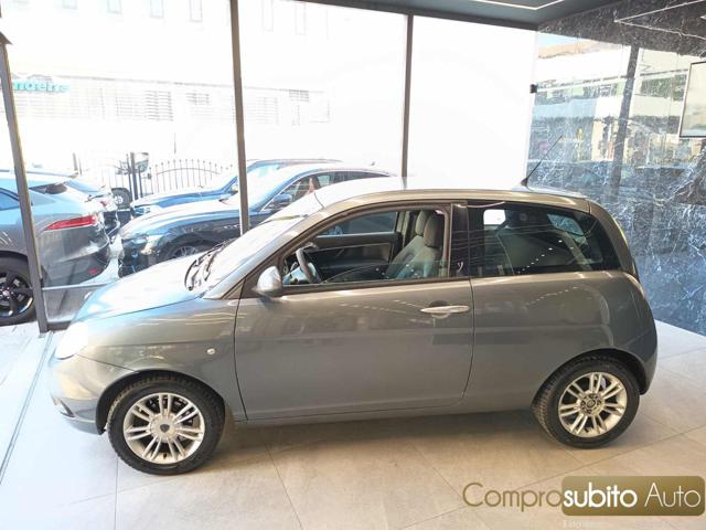 LANCIA Ypsilon usata, con Chiusura centralizzata