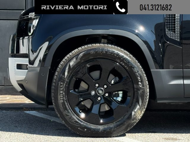 LAND ROVER Defender usata, con Fendinebbia