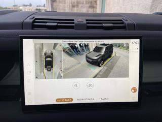 LAND ROVER Defender usata, con Sound system