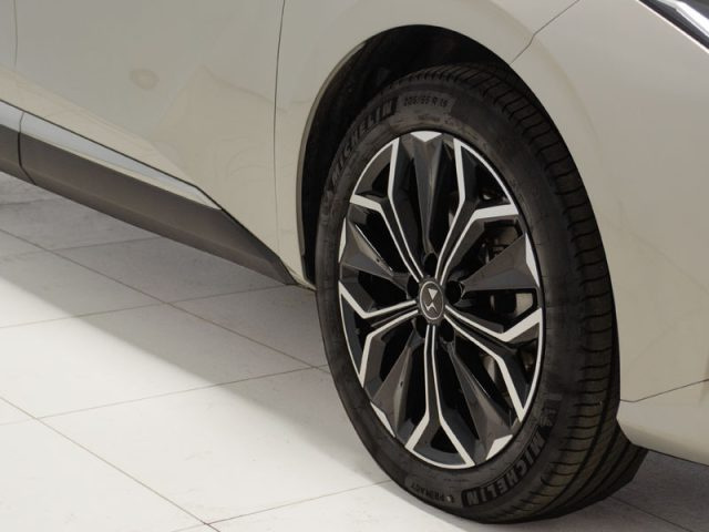 DS AUTOMOBILES DS 4 usata, con Cerchi in lega