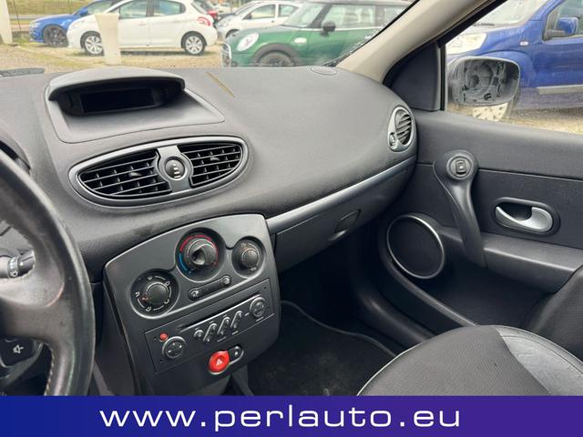 RENAULT Clio usata, con Climatizzatore
