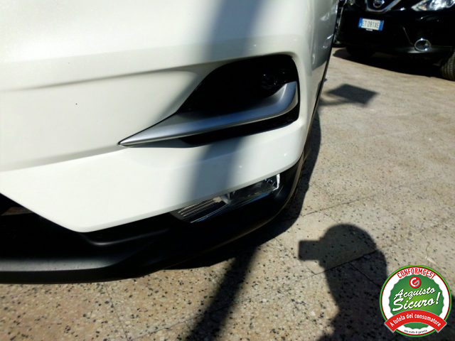 NISSAN Qashqai usata, con Sensori di parcheggio posteriori