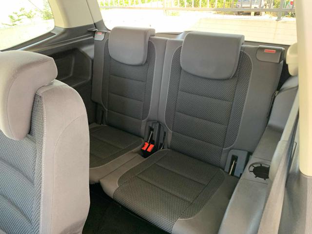 VOLKSWAGEN Touran usata, con Controllo trazione