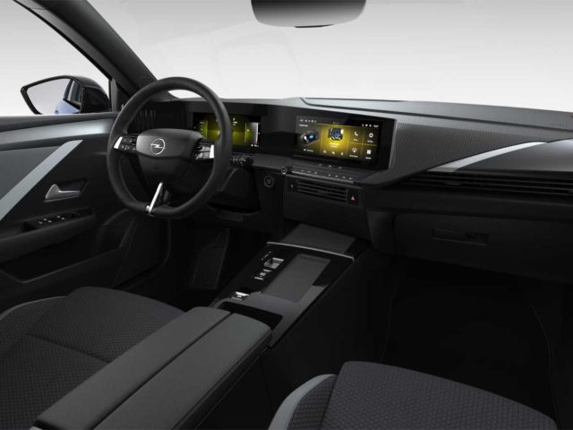 OPEL Astra usata, con Climatizzatore