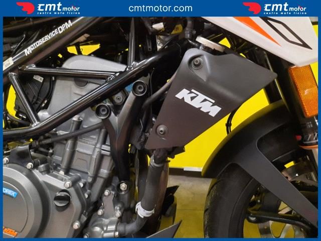 KTM 390 Duke usata 10