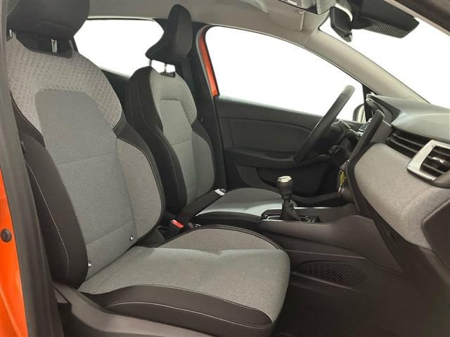 RENAULT Clio usata, con Sensori di parcheggio posteriori
