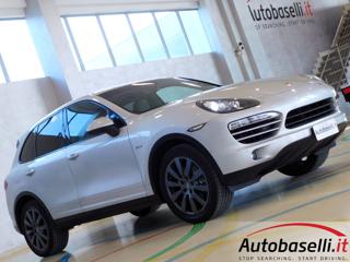 PORSCHE Cayenne usata, con USB