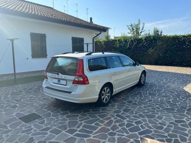 VOLVO V70 usata, con Autoradio