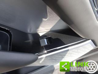 LAND ROVER Range Rover Velar usata, con Servosterzo