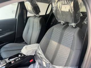 PEUGEOT 208 usata, con USB