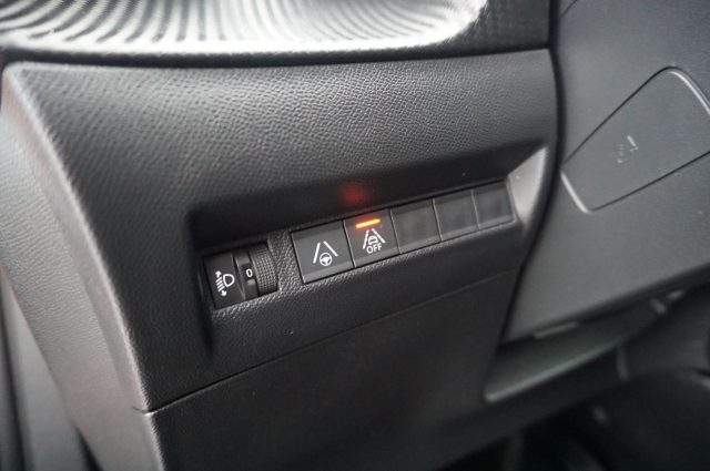 PEUGEOT 2008 usata, con Chiusura centralizzata