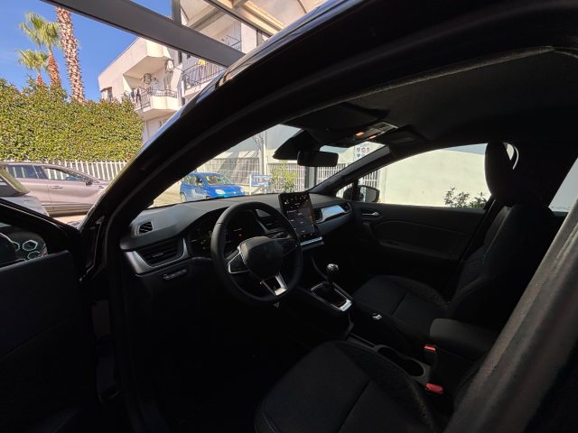 RENAULT Captur usata, con Telecamera per parcheggio assistito