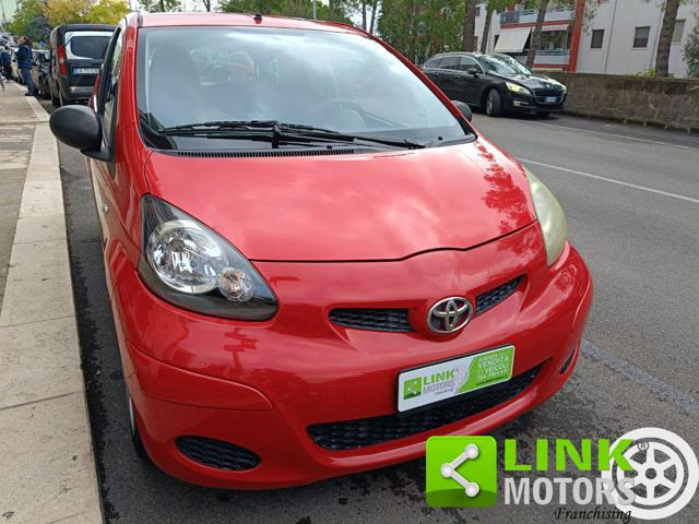 TOYOTA Aygo usata, con USB