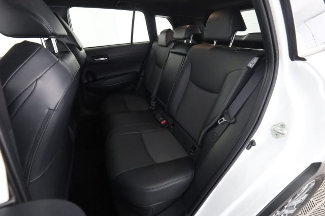 TOYOTA Corolla Cross usata 9