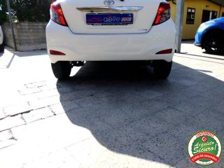 TOYOTA Yaris usata 34