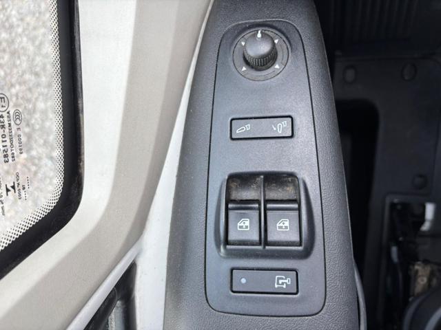 PEUGEOT Boxer usata, con Controllo vocale