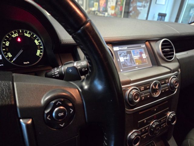 LAND ROVER Discovery usata, con Bluetooth