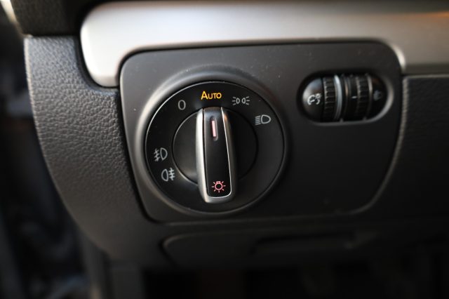 VOLKSWAGEN Golf usata 62