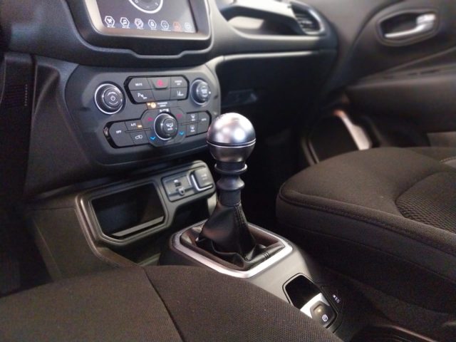 JEEP Renegade usata, con USB