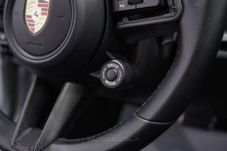 PORSCHE 992 usata, con Volante in pelle