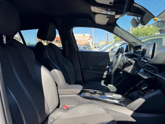 PEUGEOT 2008 usata, con Servosterzo
