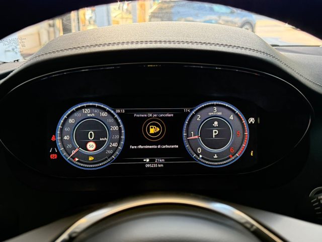 JAGUAR E-Pace usata, con Sensori di parcheggio posteriori