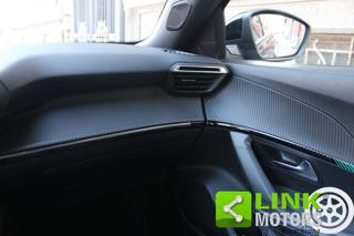 PEUGEOT 2008 usata, con Park Distance Control