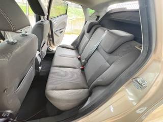 FORD Fiesta usata, con USB