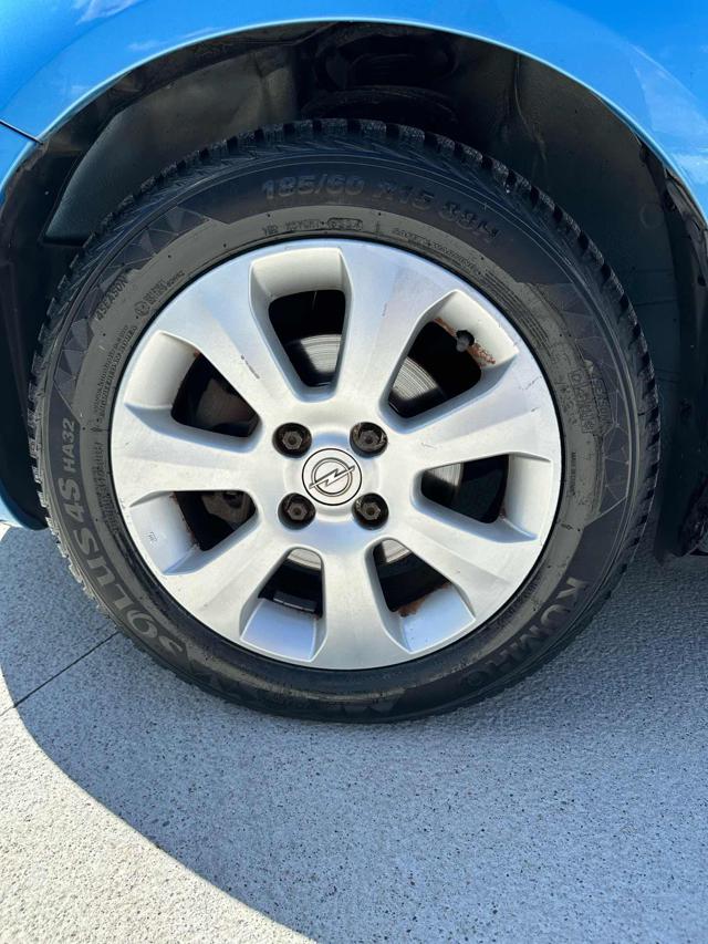 OPEL Agila usata, con Chiusura centralizzata