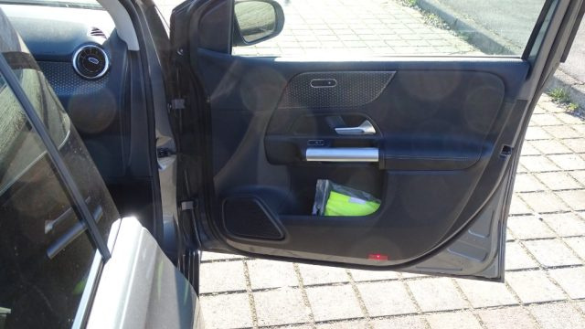 MERCEDES-BENZ B 200 usata, con Android Auto