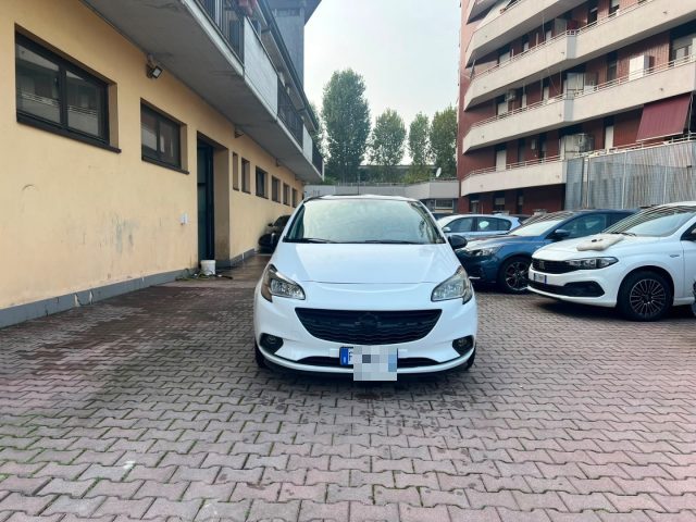 OPEL Corsa usata, con Airbag