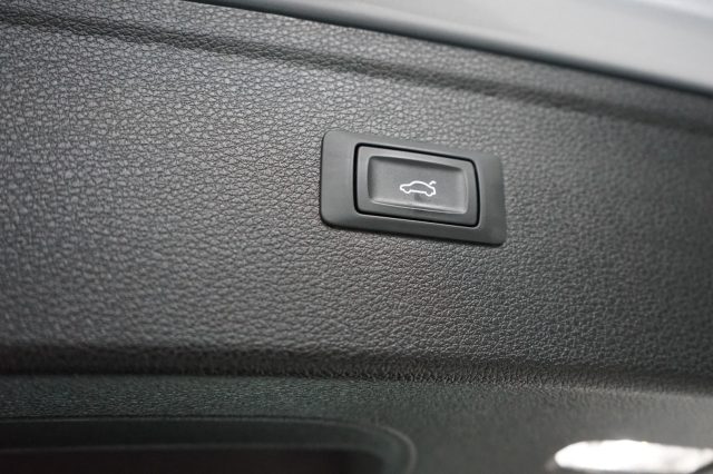 AUDI Q5 usata, con Specchietti laterali elettrici