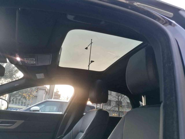 JAGUAR XF usata, con Airbag testa