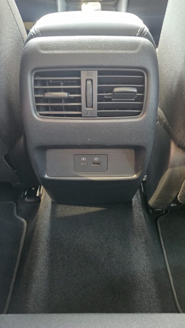 NISSAN Qashqai usata, con Volante in pelle