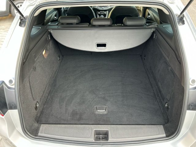 OPEL Astra usata, con Regolazione elettrica sedili
