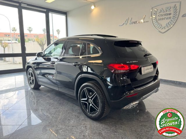MERCEDES-BENZ GLA 180 usata, con Autoradio
