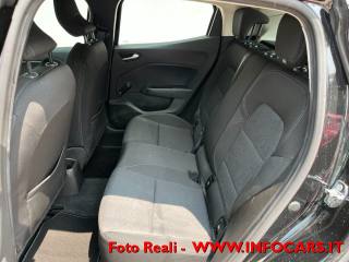 RENAULT Clio usata, con Autoradio