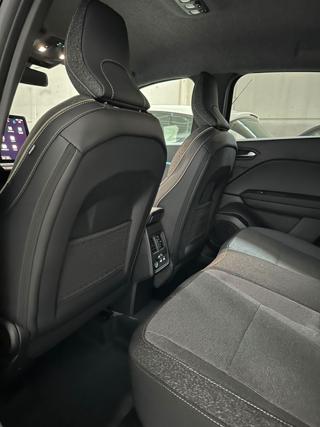 RENAULT Captur usata, con Touch screen