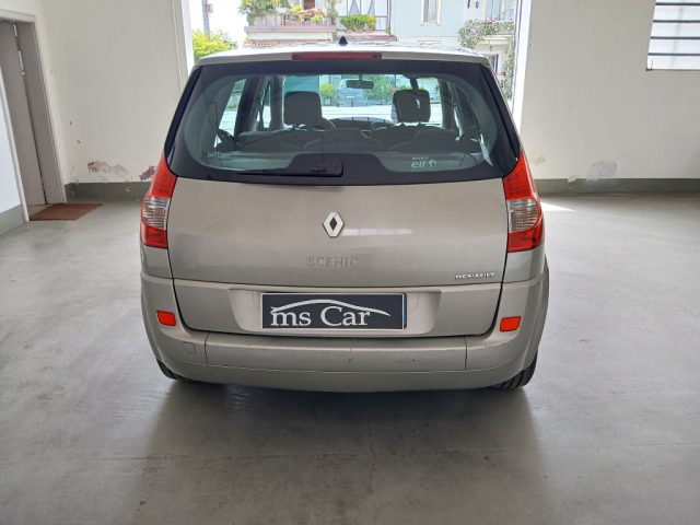 RENAULT Scenic usata, con Cruise Control