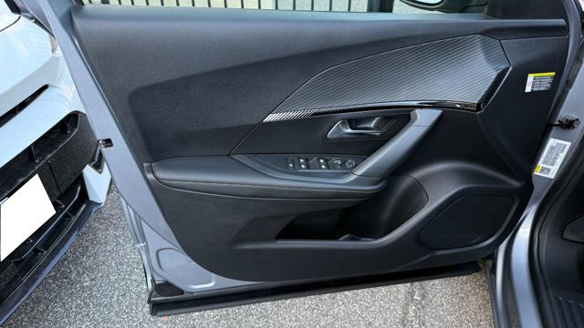 PEUGEOT 2008 usata, con Portapacchi