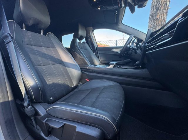 RENAULT Austral usata, con Park Distance Control