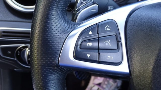 MERCEDES-BENZ C 220 usata 85